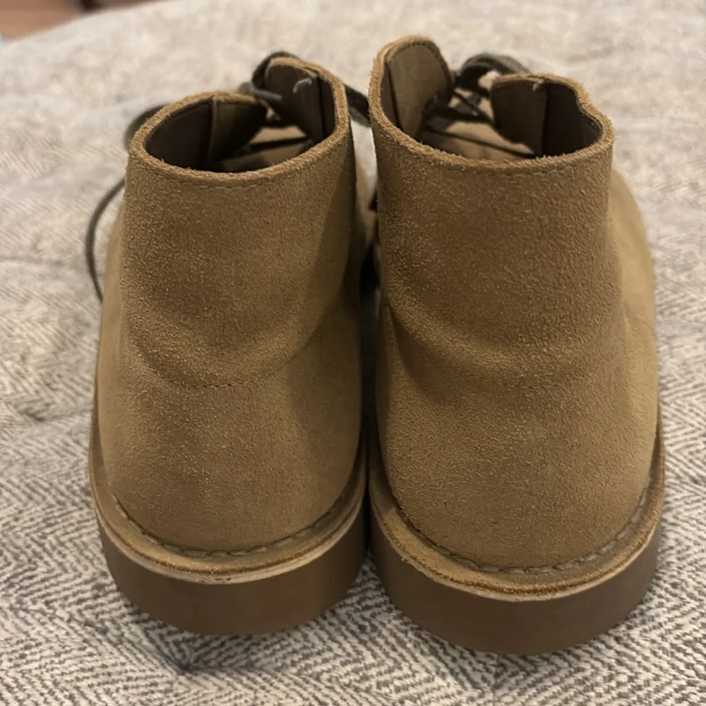 Clarks ankle boots size 10.5 W